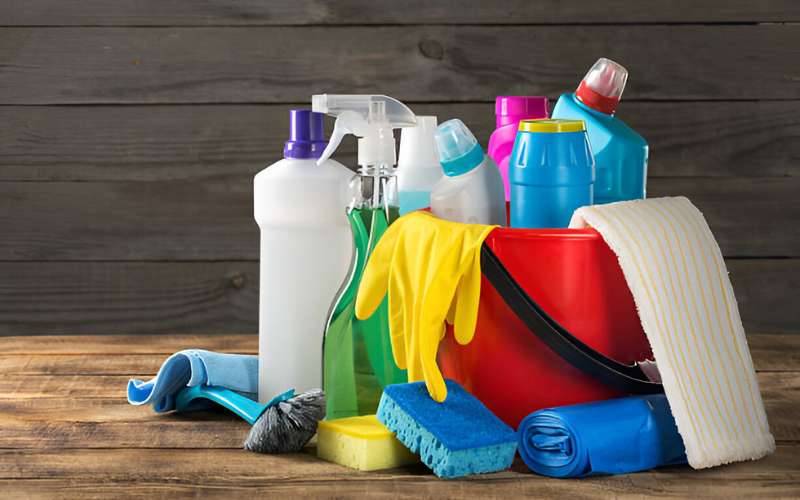 Sustainable Alternatives to Common Household Cleaning Products